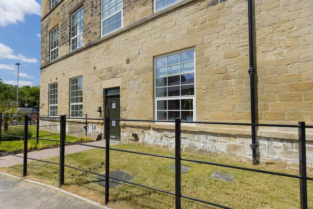 Bobbin Row - Grade 2 Listed Property With A Beautiful Design With Access To Leeds Лідс Екстер'єр фото