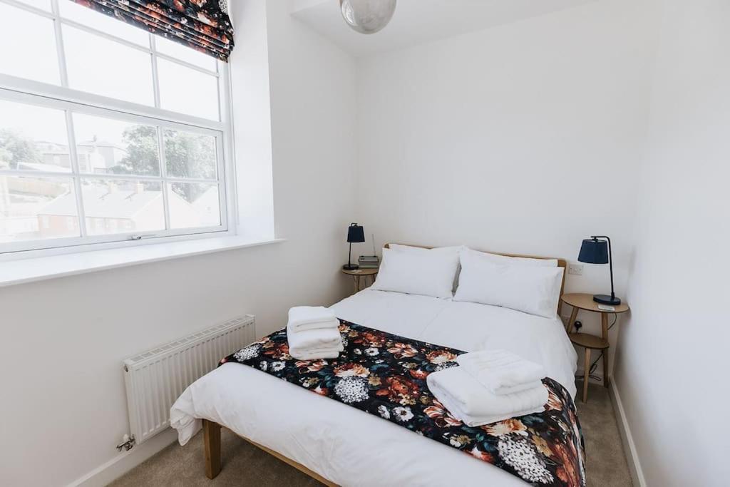 Bobbin Row - Grade 2 Listed Property With A Beautiful Design With Access To Leeds Лідс Екстер'єр фото