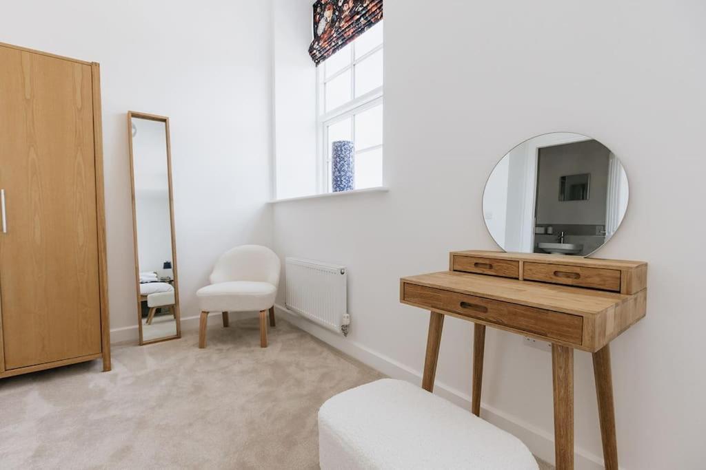 Bobbin Row - Grade 2 Listed Property With A Beautiful Design With Access To Leeds Лідс Екстер'єр фото