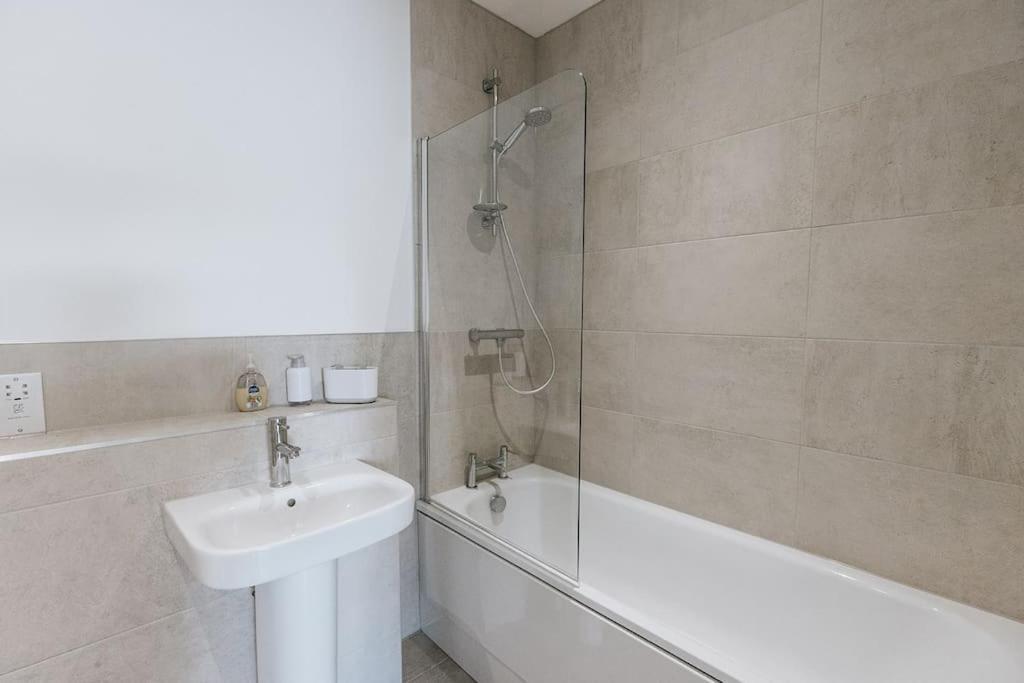 Bobbin Row - Grade 2 Listed Property With A Beautiful Design With Access To Leeds Лідс Екстер'єр фото